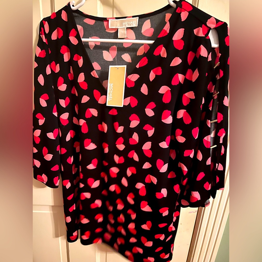 Michael Kors, woman’s shirt , red heart pattern open sleeves in small. NWT